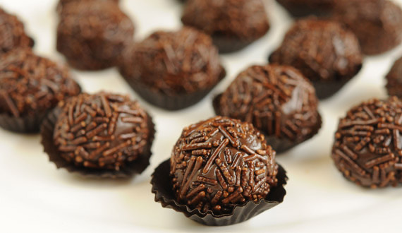 ¿Cómo hacer brigadeiros?
